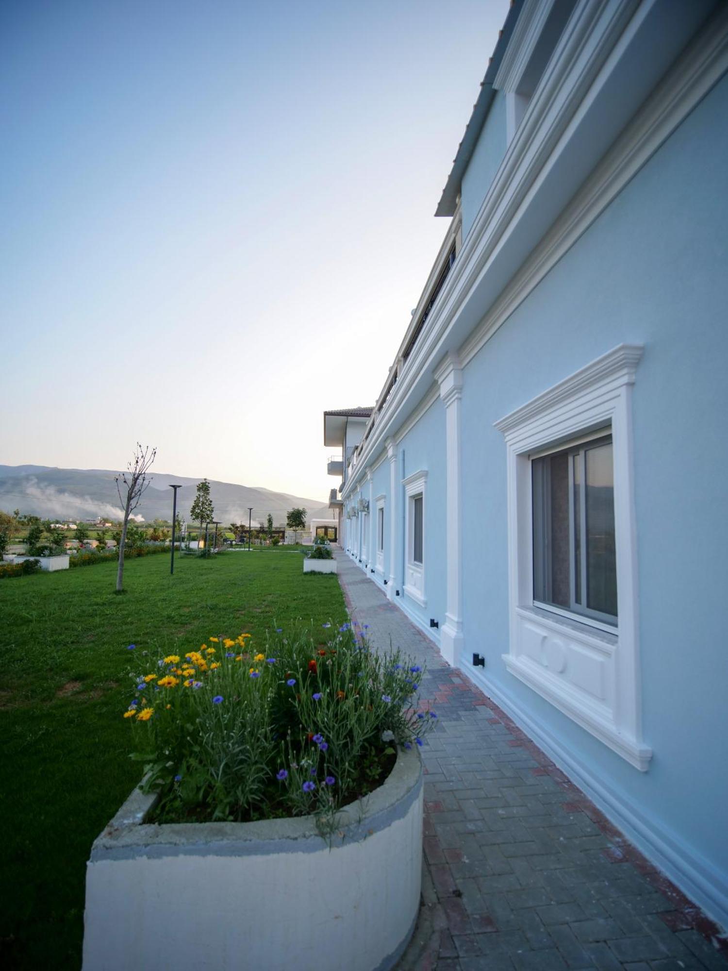 Hanna & Solei Hotel
